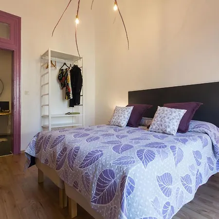 Large Apartment Near Politeama 2 Bathrooms Up To 8 Guests-3